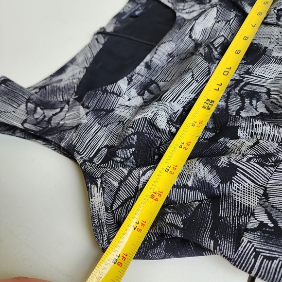 Banana Republic Silk Wool Pleated Sheath Dress Black Gray Floral Womens Size 8 - Picture 3 of 15